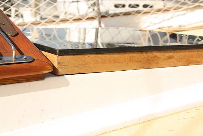 Bumfuzzle Front Hatch